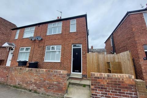 2 bedroom semi-detached house to rent, Westwood Terrace, York YO23
