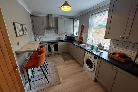 2 bedroom semi-detached house to rent, Westwood Terrace, York YO23