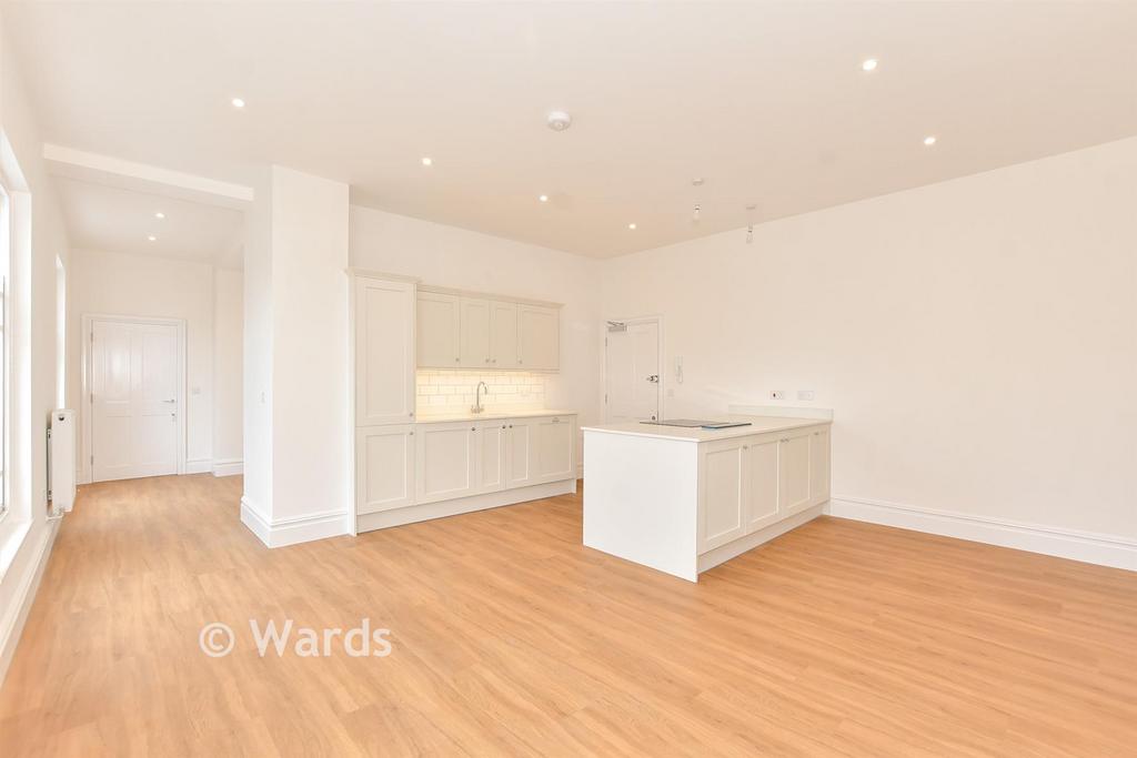 Lounge/Kitchen