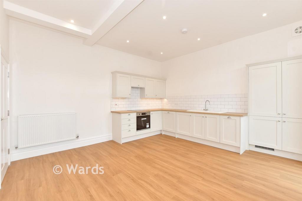 Lounge/Kitchen