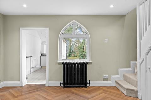 undefined, Addington Road, South Croydon CR2