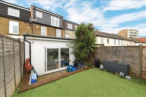 5 bedroom terraced house to rent, Durnsford Road, London, SW19