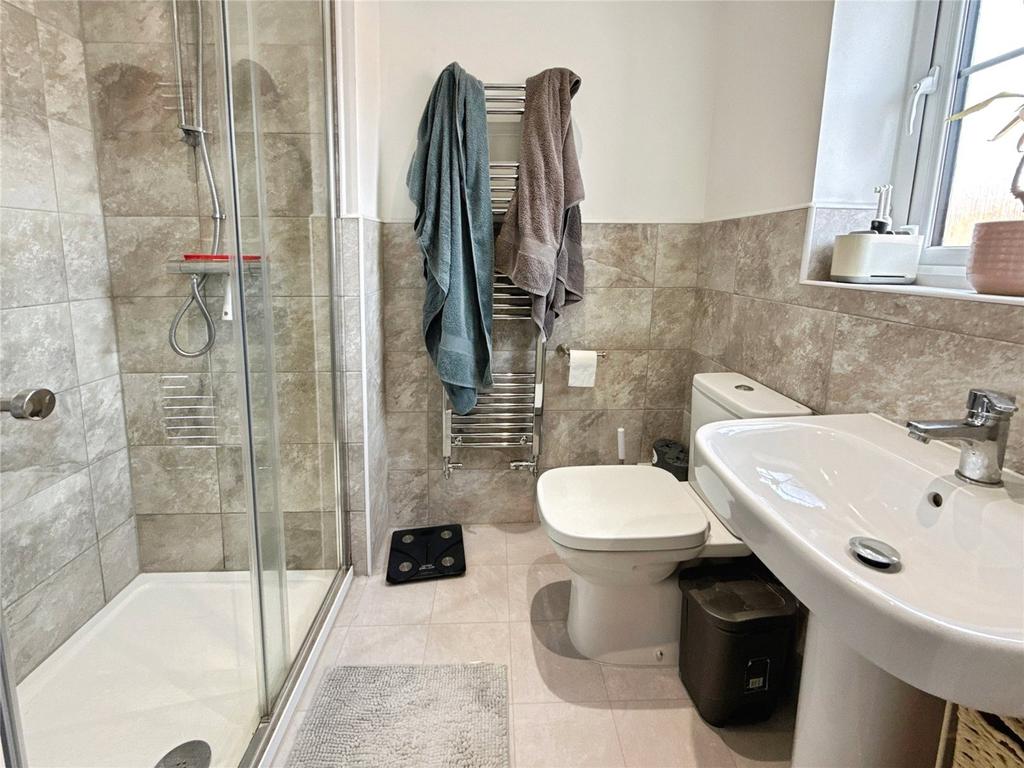 Ensuite