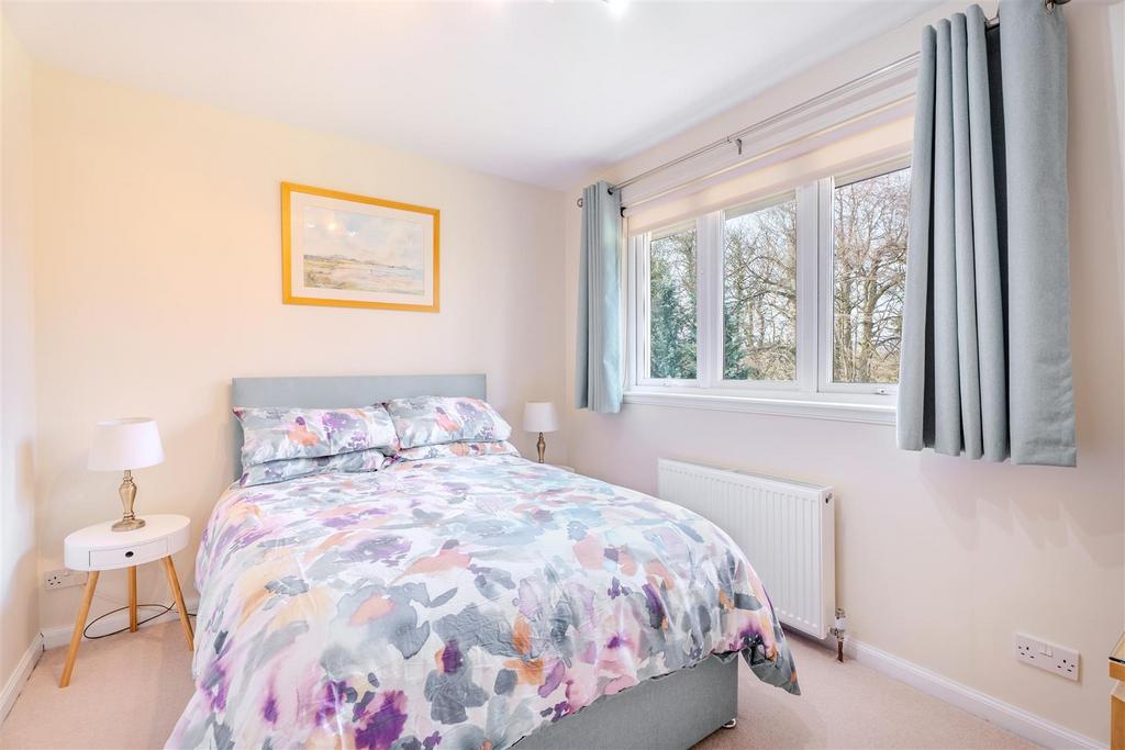 Bedroom2.2