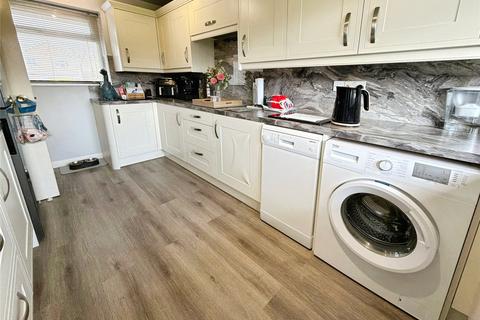 3 bedroom bungalow for sale, Lavender Close, Lincolnshire LN5