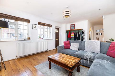 2 bedroom end of terrace house for sale, Prince Of Wales Road, Bournemouth BH4
