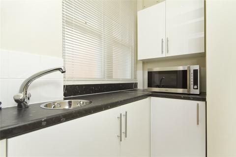 Studio to rent, Hill Street, Mayfair, London, W1J