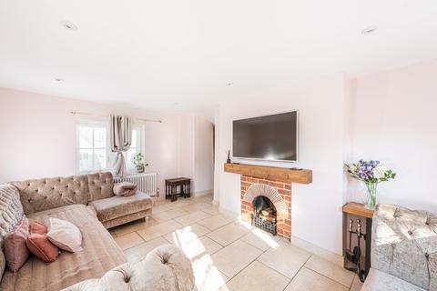 4 bedroom semi-detached house for sale, Manor Road, Oving, Aylesbury, Buckinghamshire, HP22