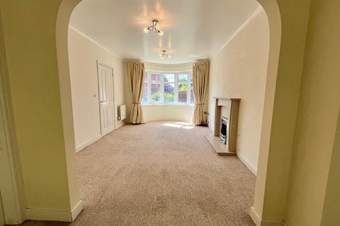 3 bedroom house to rent, Cambrian Way, Marshfield, CARDIFF