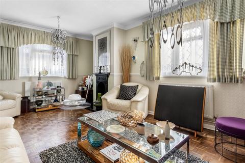 undefined, Hawkshead Road, Potters Bar EN6