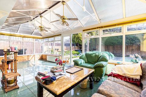 5 bedroom detached house for sale, Baverstock Road, Poole BH12