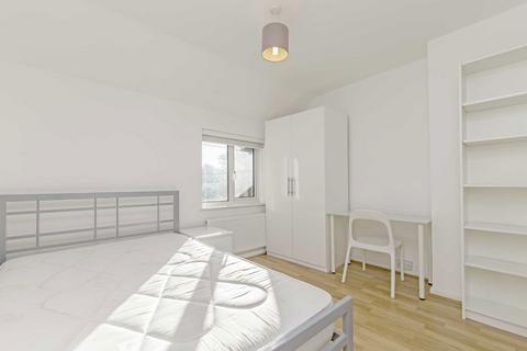 undefined, Douglas Road, Kingston Upon Thames KT1