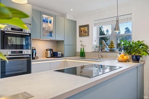 undefined, High Street, Haslemere, GU27