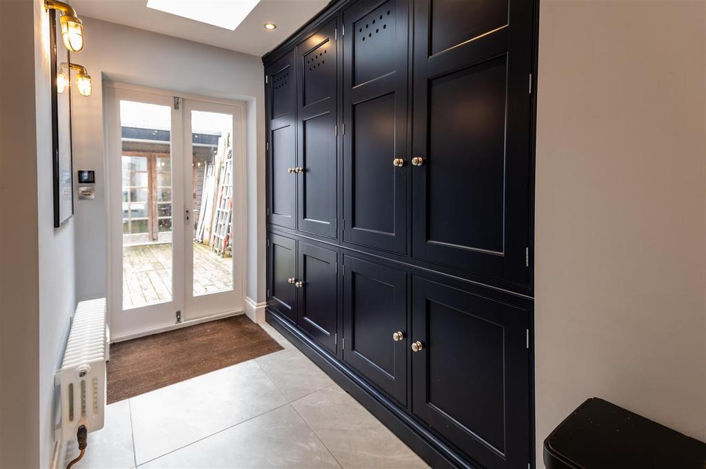 Interior Photographs - 4 Green Edge, Beaumaris-10.