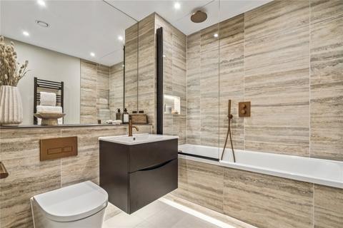 2 bedroom apartment for sale, London Square, SW17