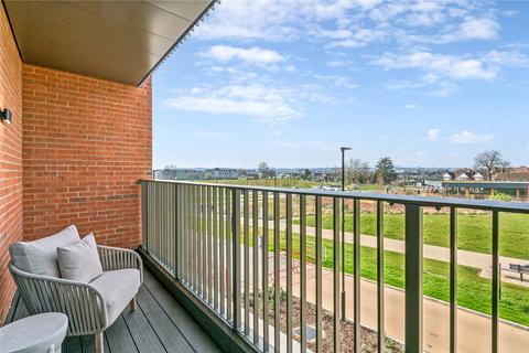 2 bedroom apartment for sale, London Square, SW17
