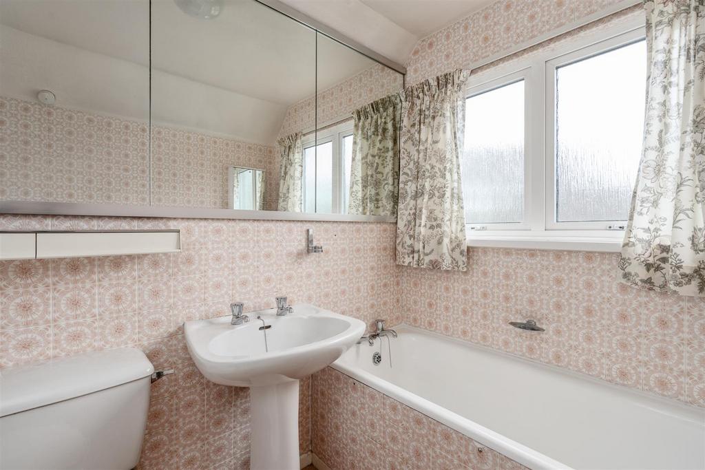 22 Holland Avenue 22.jpg
