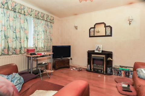 2 bedroom semi-detached house for sale, Thompson Avenue, Parkfields, Wolverhampton