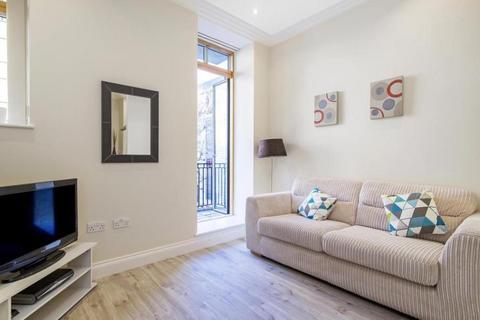 2 bedroom apartment to rent, Gloucester Place, London NW1