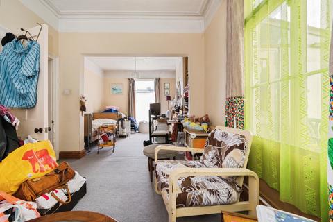 3 bedroom semi-detached house for sale, Millbrook Road East, Southampton