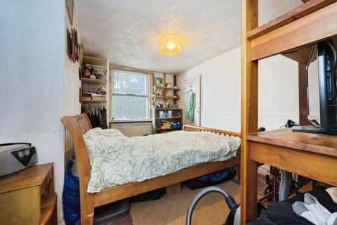 3 bedroom semi-detached house for sale, Millbrook Road East, Southampton