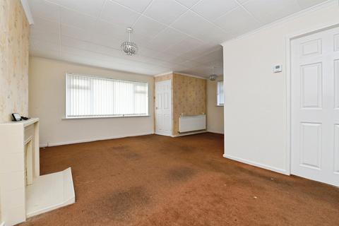 2 bedroom semi-detached bungalow for sale, Farm Way, Benfleet
