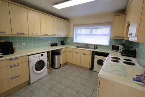 3 bedroom detached house for sale, New Forest Car Sales, Ringwood Road, Southampton