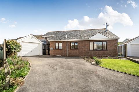 4 bedroom detached bungalow for sale, Heol Isfoel, Llanrhystud