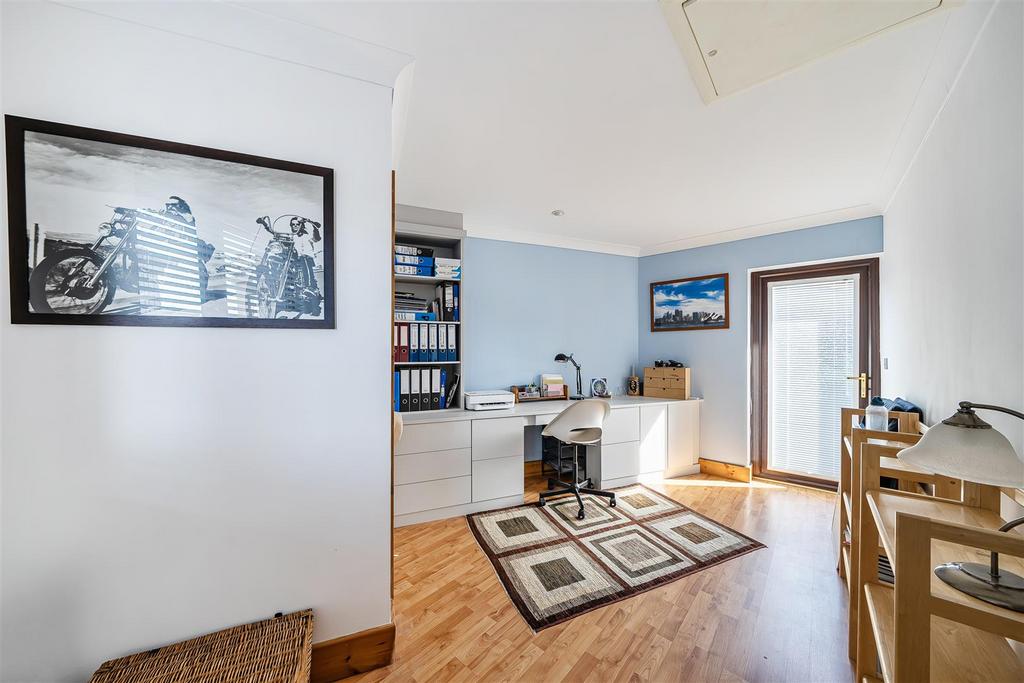 Bedroom 4/Home Office/Study