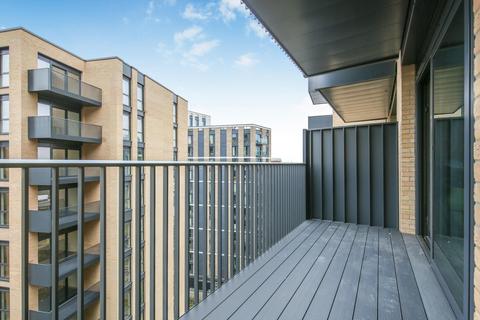 undefined, Capital Interchange Way, Brentford TW8