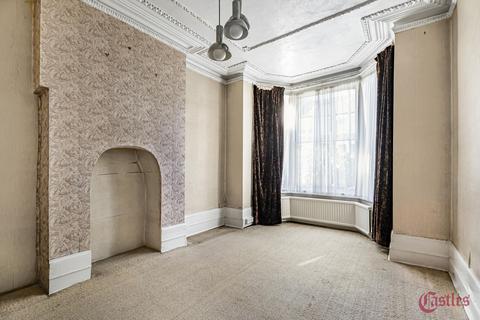 undefined, Nelson Road, N8