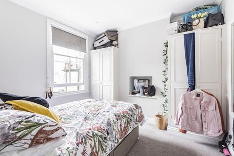 1 bedroom flat to rent, Squarey Street, London, SW17