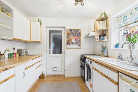 undefined, Wayneflete Avenue, Brackley, NN13 6AG