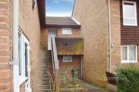 1 bedroom flat to rent, Inchwood, Bracknell, RG12