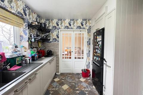 3 bedroom semi-detached house for sale, Mountain Road, Dewsbury