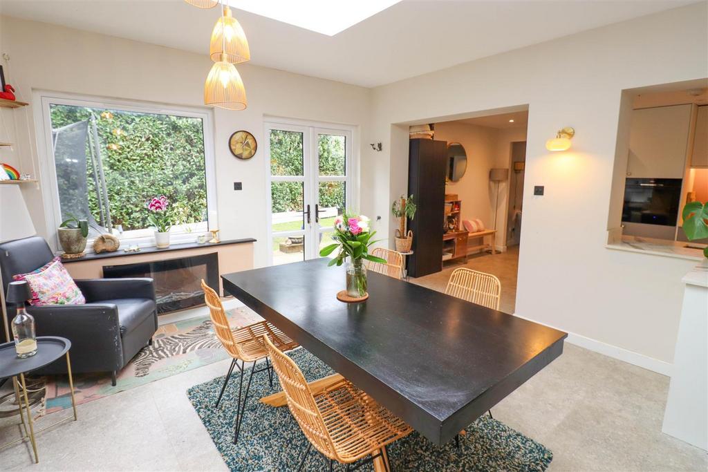 Dining/Family Room