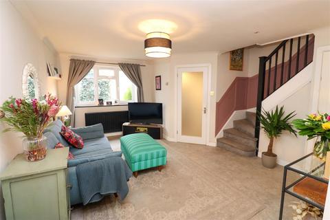 3 bedroom semi-detached house for sale, Nether Vell-Mead, Fleet GU52