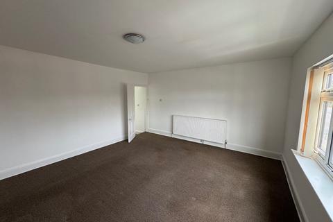 2 bedroom flat to rent, Midland Road, Nuneaton
