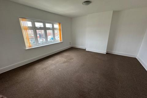 2 bedroom flat to rent, Midland Road, Nuneaton