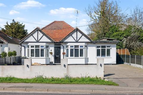 4 bedroom detached bungalow for sale, Main Road, Hockley SS5