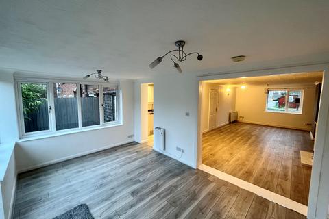 3 bedroom semi-detached house to rent, Wingfield Road, Lakenheath, BRANDON
