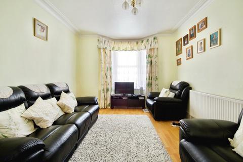 3 bedroom terraced house for sale, Ashley Road, Forest Gate, London, E7