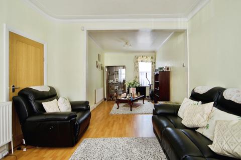 3 bedroom terraced house for sale, Ashley Road, Forest Gate, London, E7