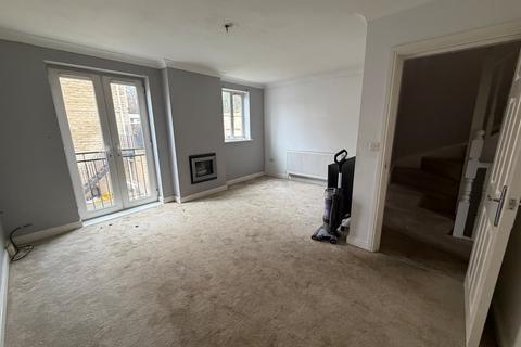 4 bedroom townhouse for sale, Heatherdale Close, Halifax