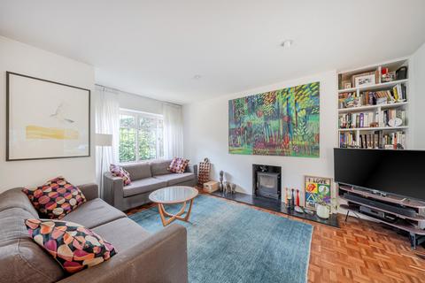 4 bedroom detached house for sale, Lincoln Drive, Pyrford, GU22