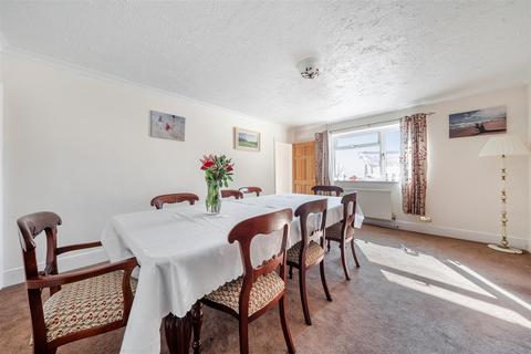 5 bedroom bungalow for sale, Puddington, Tiverton