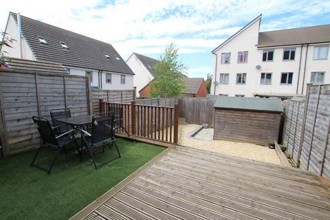 5 bedroom townhouse to rent, Great Copsie Way, Bristol BS16