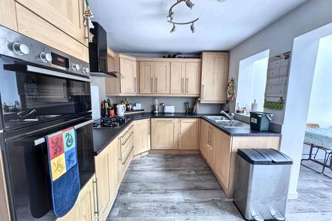 4 bedroom terraced house for sale, Calfe Fen Close, Soham