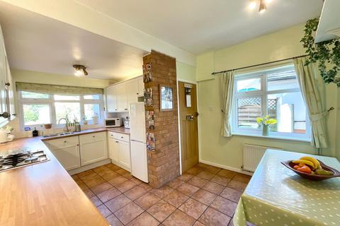 4 bedroom detached house for sale, School Lane, Walton, ST17