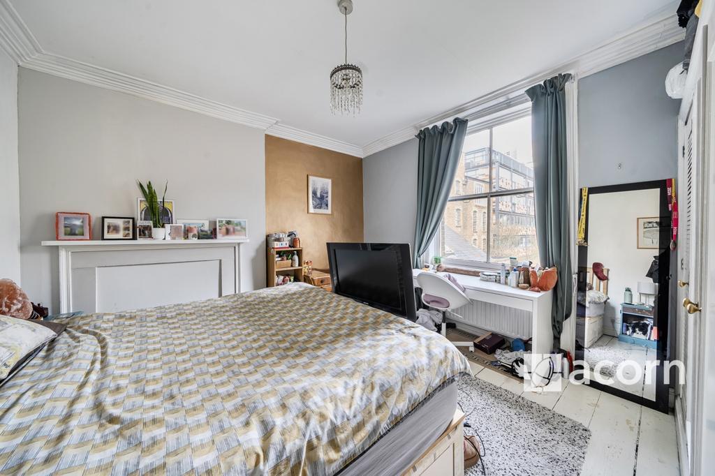 Bedroom 1 (2)